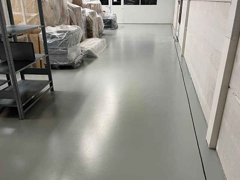 Magazijnvloer verven